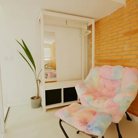 2 Of Arts And Science Fast Wifi 2 *