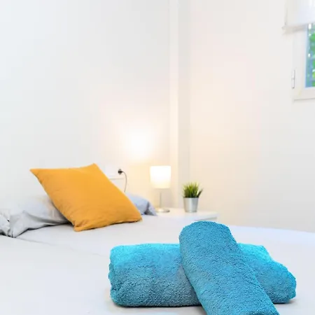 דירה Beachside Ideal For Digital Nomads *