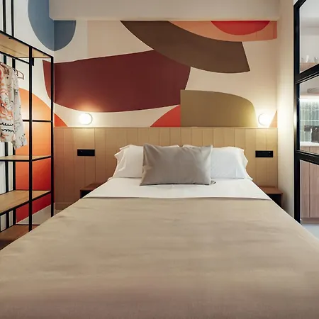 The Atelier Lofts Apartahotel 4*