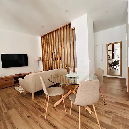 Apartment Aires De - Spacious 2-bedroom Valencia