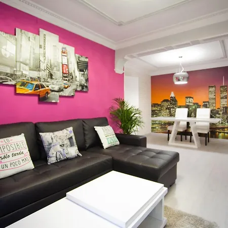 Apartman 4-bed Sleeps 7 Free Parking