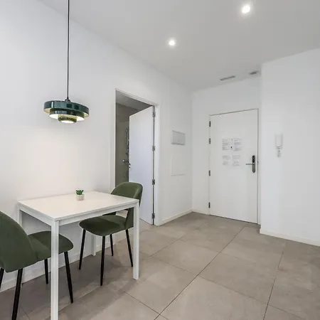 Apartment 2 Hab En Malvarrosa A Metros De La Playa, Con Terraza Y Zonas Comun 3d