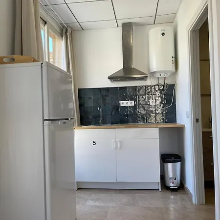 11 Nights Apartment *
