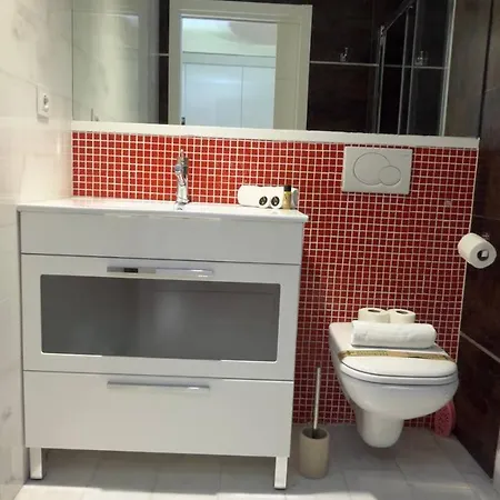 Nava - Loft Luminoso Con Parking Privado Cerca Del Centro Y Universidades *