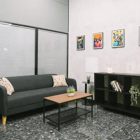 U-Nit Hostel Central Park ホステル
