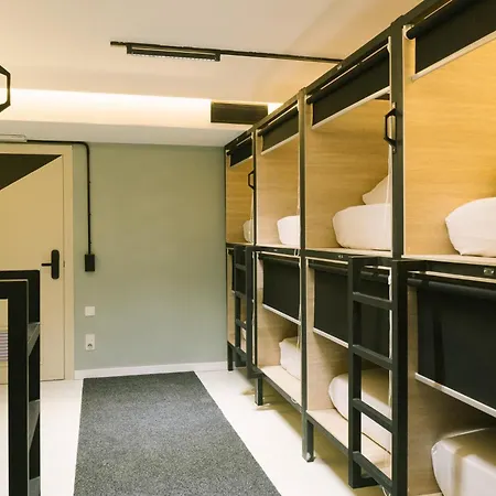U-Nit Hostel Central Park *