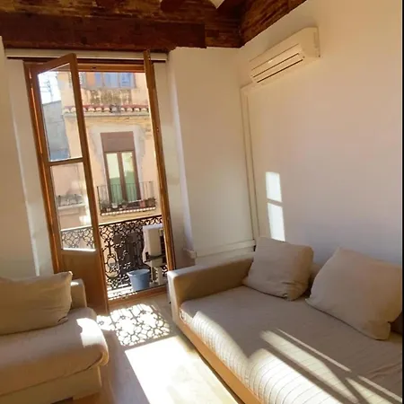 Bright, Charming,in The Historic Center