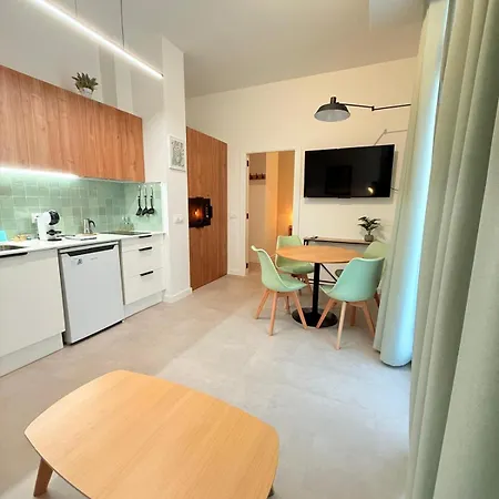 Travel Habitat Oceanografic *