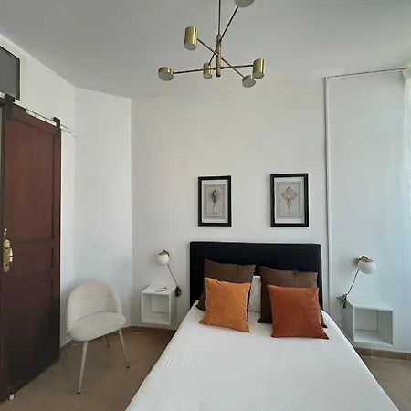 Amazinn Places Casa Calabuig Puerto - No Ascensor - Ξενοδοχείο με διαμερίσματα Βαλένθια