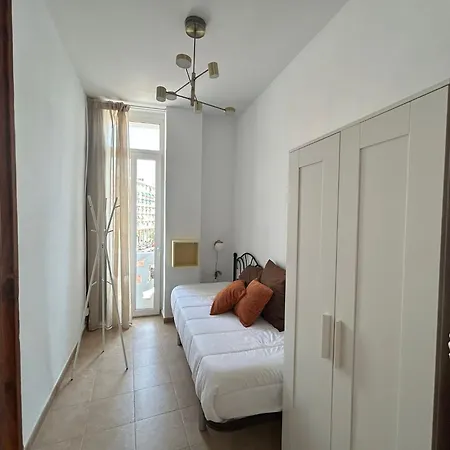 Ξενοδοχείο με διαμερίσματα Amazinn Places Casa Calabuig Puerto - No Ascensor - Βαλένθια