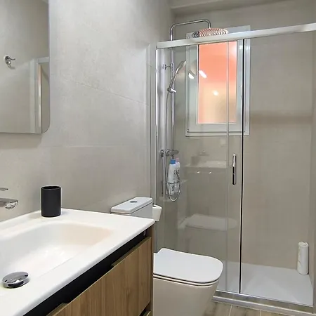 Appartement Two Bedrooms For Rent From Than 10 Days
