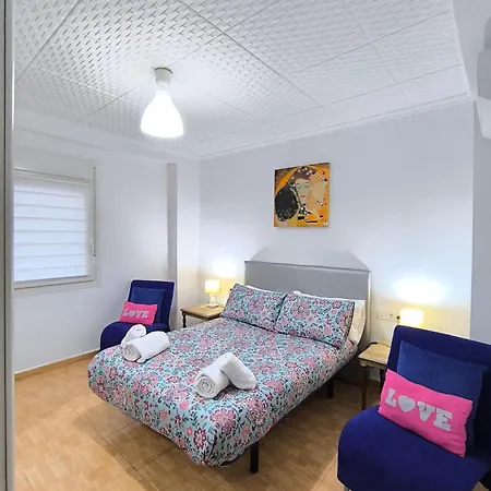 Appartement Two Bedrooms For Rent From Than 10 Days Valencia