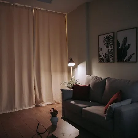 Estelles D Close To Apartment *