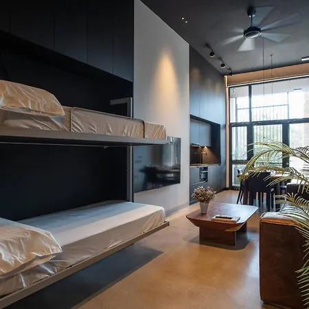 Loft 60 M2 Ideal For Small Families شقة *