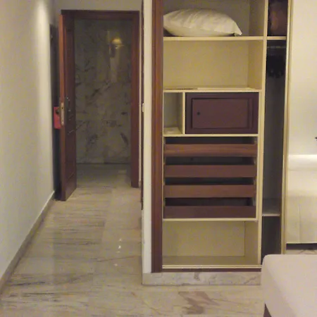 Turia 4* 발렌시아