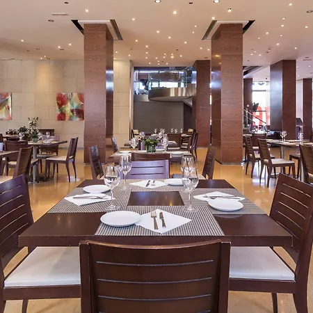 Ilunion 4 Hotel Valencie