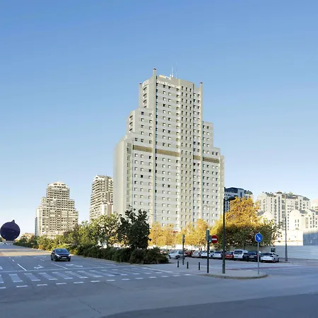 ホテル ユーロスターズ グラン