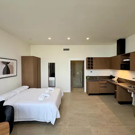 Boutique - Plaza Tower