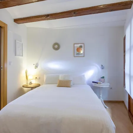 1 Bedroom Mercado Appartement *