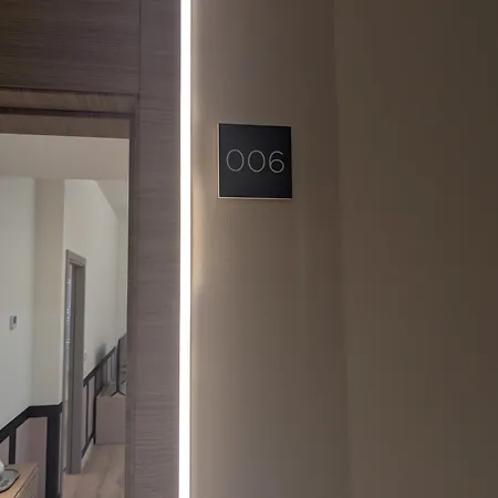 Port Corporate Living