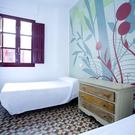 Youth By Feetup Valence