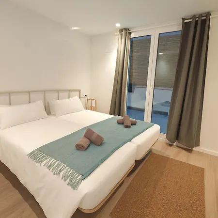 Familiar En Centro - Plaza Ayuntamiento アパート *