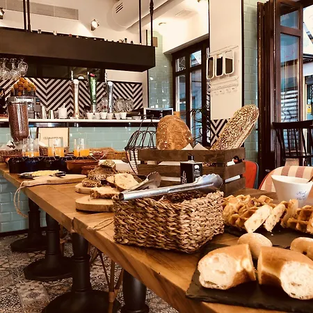 Myr Plaza Mercado & 4*