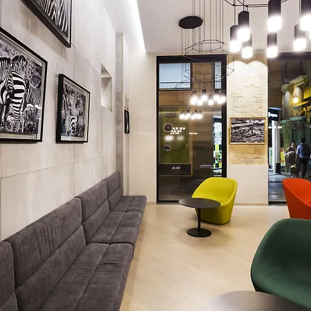 One Shot Mercat Otel