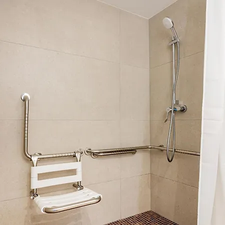 Apart Otel B48 Feria Valensiya