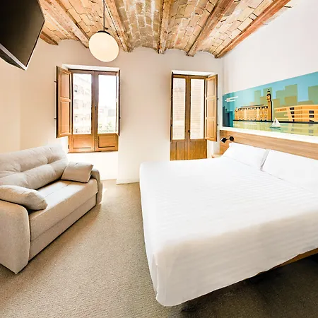 בית הארחה Original Domino House 4*