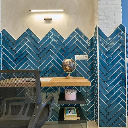 Invalencia - Alberic Waves L House