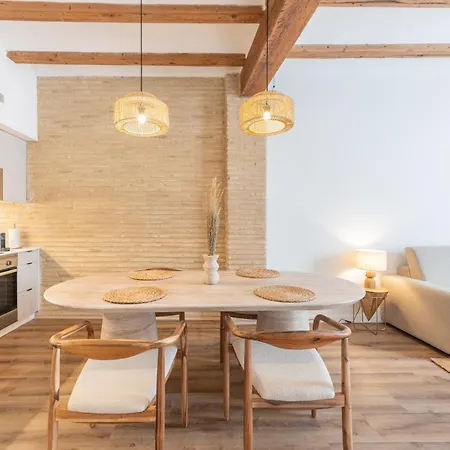 Yturralde By Alma * Valencia