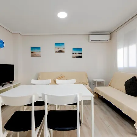 Acogedor En Cerca De La Playa *