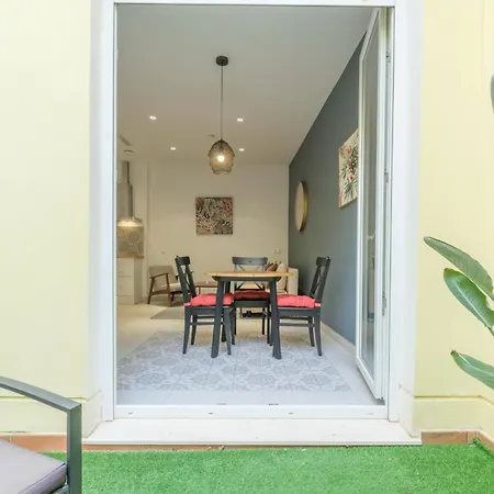 Chic & Comfortable Apartment, Private Terrace Валенсия