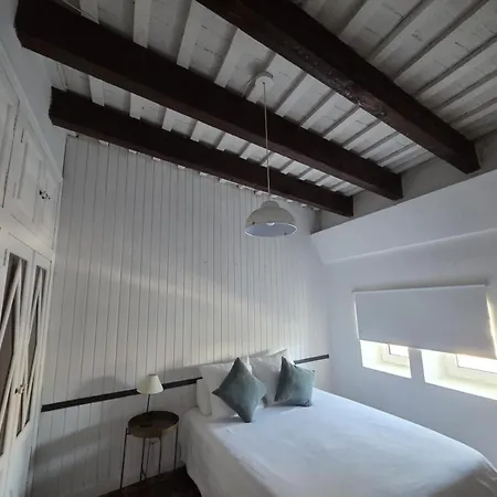 Apartahotel Amazinn Places Casa Calabuig Puerto - No Ascensor - Valencia