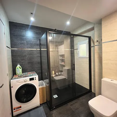 Pearl By The Sea * Valencia