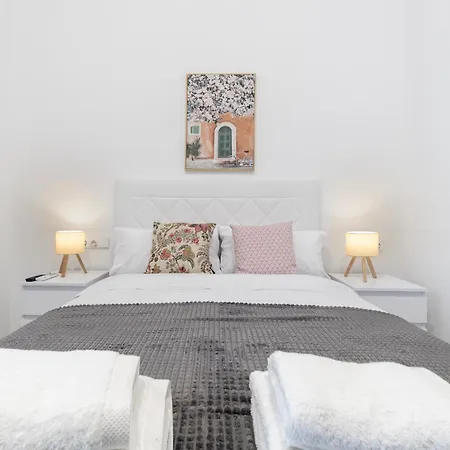 Апартаменты Modern & Stylish Close To The Валенсия