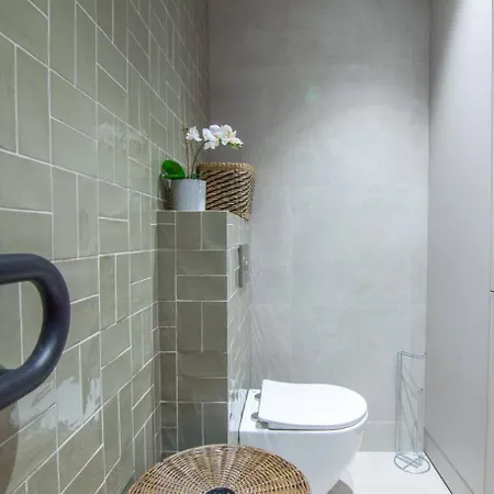 Nomad Viveros 02 バレンシア