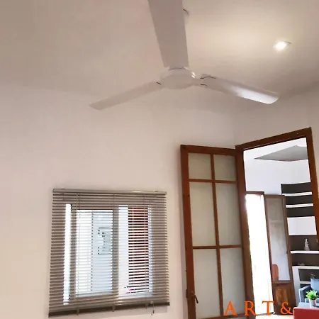 Apartment Calle Cuenca 2 *