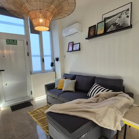 Excepcional Amplio Apartamento Industrial Fallas Hasta 6, Wifi Gratis Cuna * Valencia