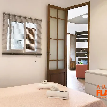 Calle Cuenca 2 * Valencia