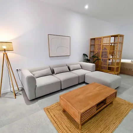 Travel Habitat Jesus-patraix Familiar