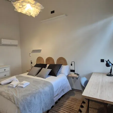 Lägenhet Excepcional Amplio Apartamento Industrial Fallas Hasta 6, Wifi Gratis Cuna