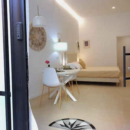 Pn8- Loft N8 Urban Ayora Apartment *