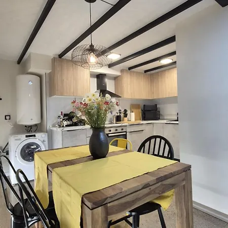 Excepcional Amplio Apartamento Industrial Fallas Hasta 6, Wifi Gratis Cuna Valencia