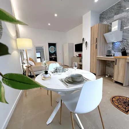 Pn8- Loft N8 Urban Ayora Apartment *