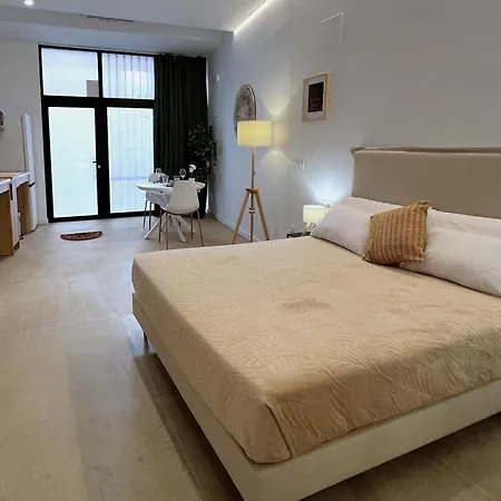 Apartment Pn8- Loft N8 Urban Ayora *