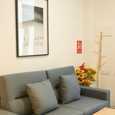Valentia Modern And Comfortable Beachside Style Apartamento *