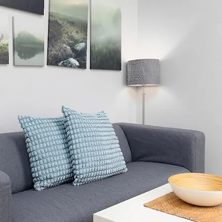 Adarve Flats * Valencia