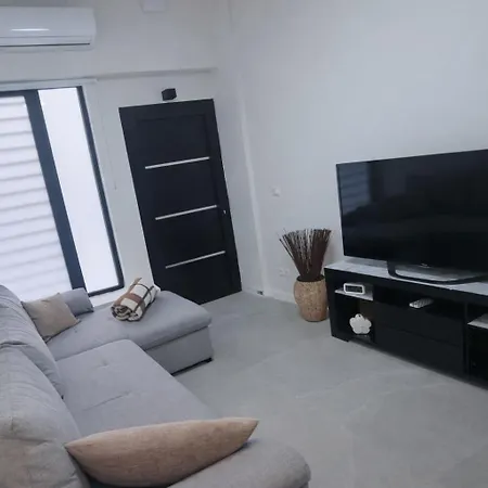 2 57m2 Muy Luminoso Apartamento Valencia